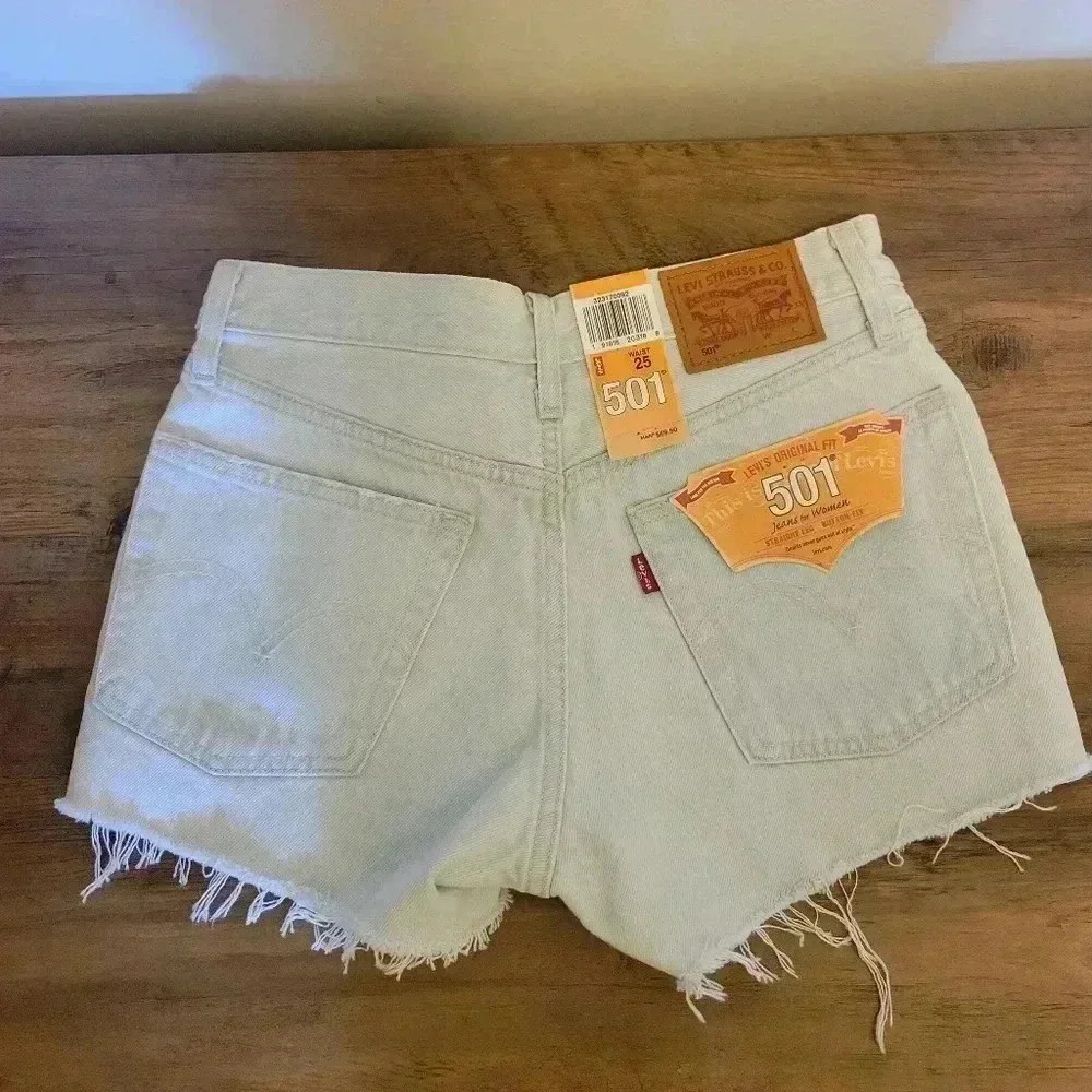 New Levi's 501 Women's Denim Shorts Light Blue White Frayed Distressed  Size 25
